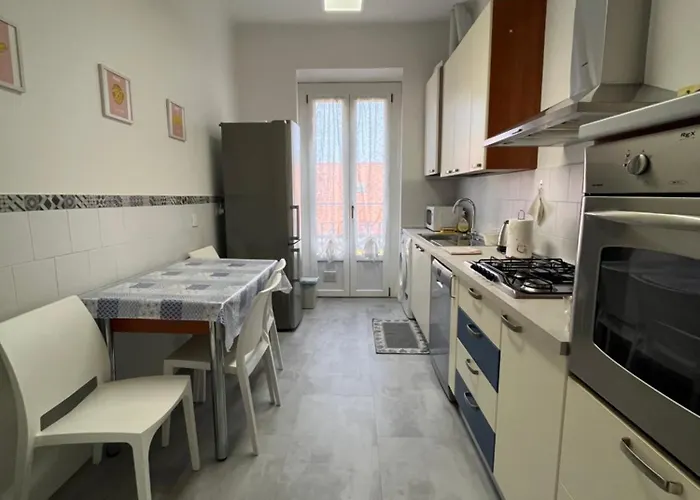 شقة Giacomino Station